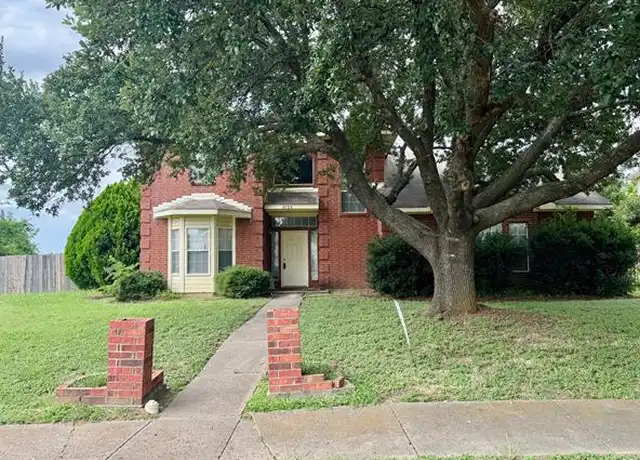 Property at 2720 Pioneer Ln, Lancaster, TX, 75146, 3 beds, 2.5 baths, [object Object]