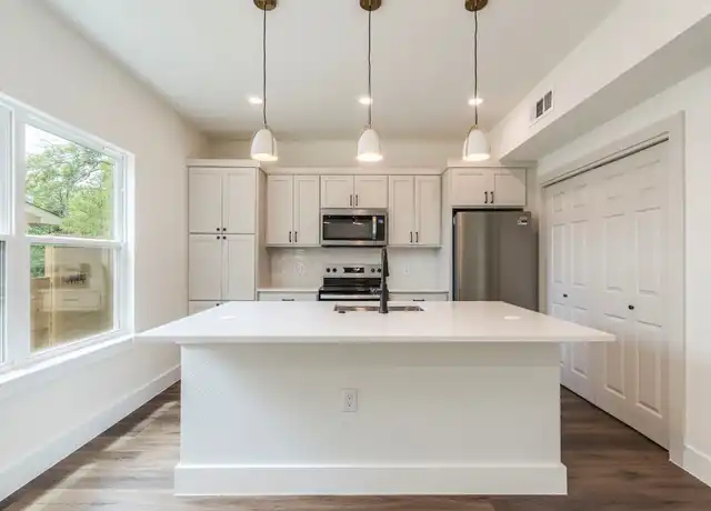Property at 3702 Tower View Ct Unit A, Austin, TX, 78723, 4 beds, 3 baths, [object Object]