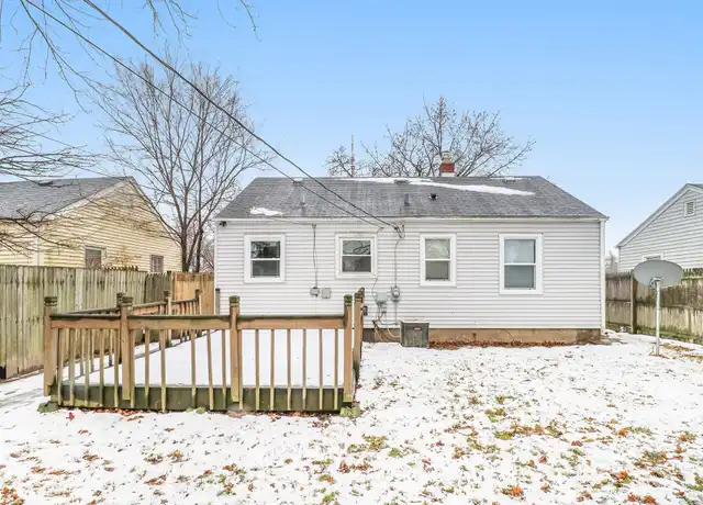 Property at 1425 E Mishawaka Ave Unit B-1, South Bend, IN, 46615, 3 beds, 1 bath, [object Object]