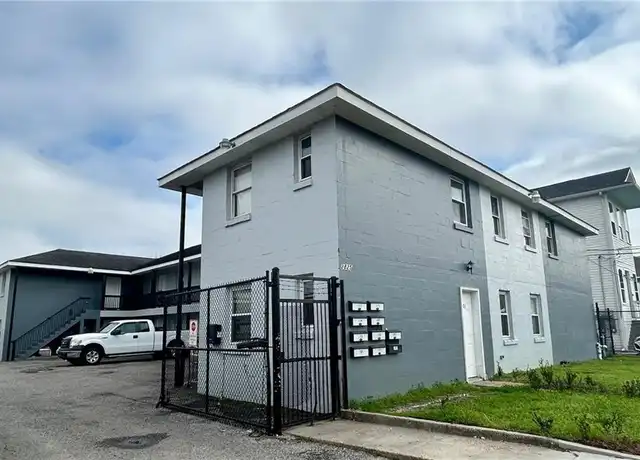 Property at 2825 Amelia St Unit 103, New Orleans, LA, 70115, 1 bed, 1 bath, [object Object]