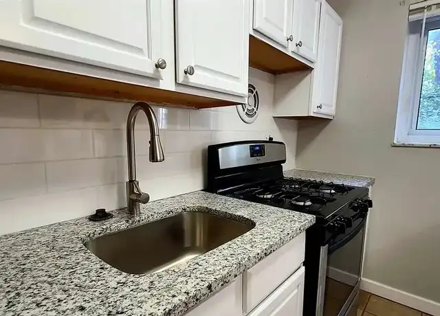 Property at Home Heights Apartments - 8700 Crocus Ln, Saint Louis, MO, 63114, 1-2 bed, 1 bath, [object Object]