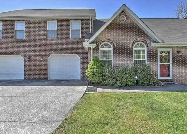 Property at 1831 E Oakland Ave #6, Johnson City, TN, 37601, 4 beds, 2.5 baths, [object Object]