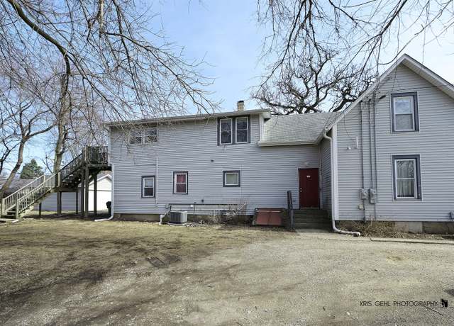 Photo of 307 North Ave Unit 2, Antioch, IL 60002
