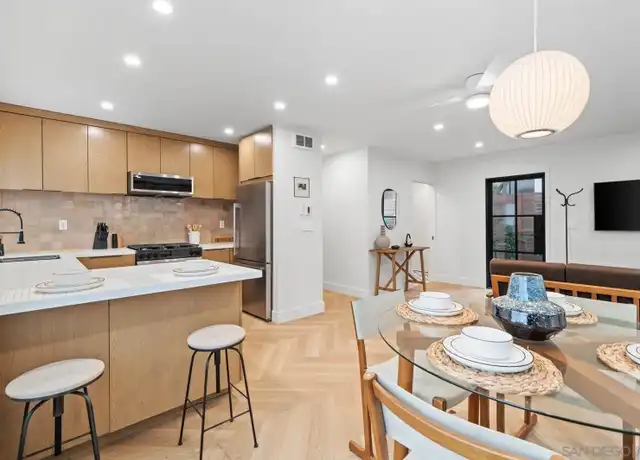 Property at 7372 Bishops Ln, La Jolla, CA, 92037, 2 beds, 1 bath, [object Object]
