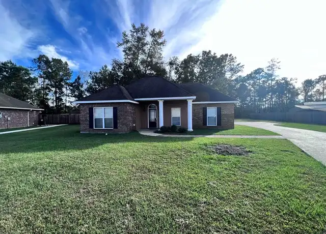 Property at 13100 E Coles Creek Loop, Hammond, LA, 70403, 3 beds, 2 baths, [object Object]