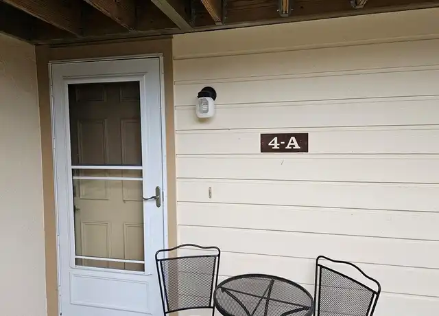 Property at 95 E Hartford St Unit 4A, Hernando, FL, 34442, 2 beds, 2 baths, [object Object]