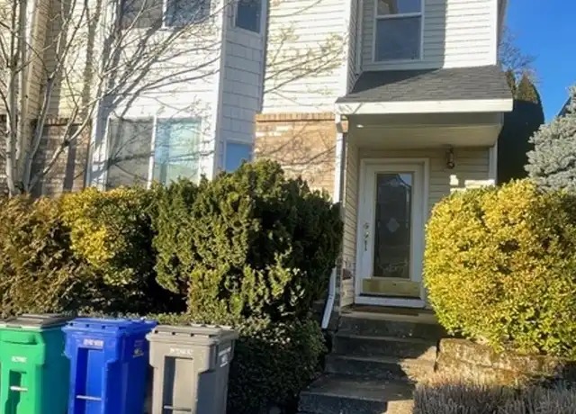 Property at 13649 SE Steele St Unit A, Portland, OR, 97236, 2 beds, 2 baths, [object Object]