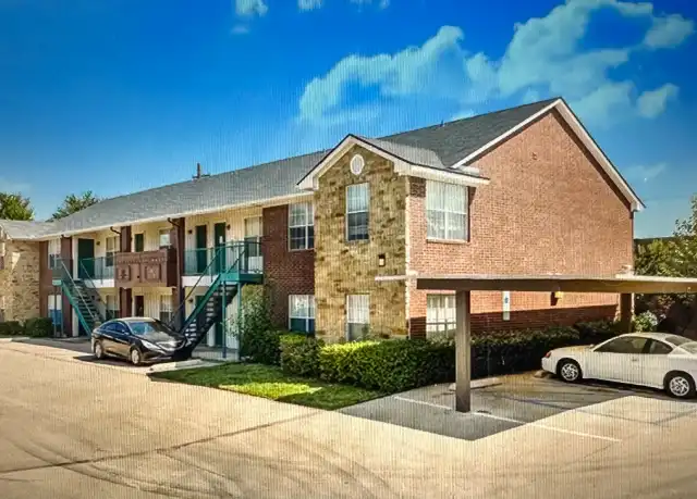 Property at 700 Hercules Ln Unit 1, Denton, TX, 76209, 1 bed, 1 bath, [object Object]