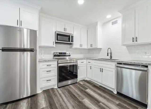 Property at 2790 W T C Jester Blvd Unit 52, Houston, TX, 77018, 1 bed, 1 bath, [object Object]