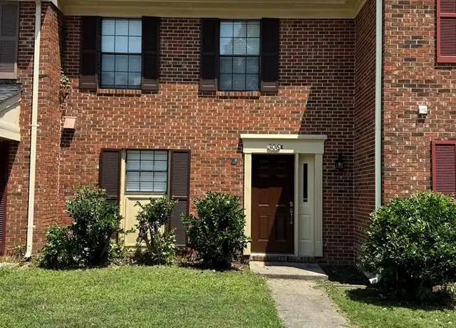 Property at 306 Circuit Ln Unit E, Newport News, VA, 23608, 3 beds, 1.5 baths, [object Object]
