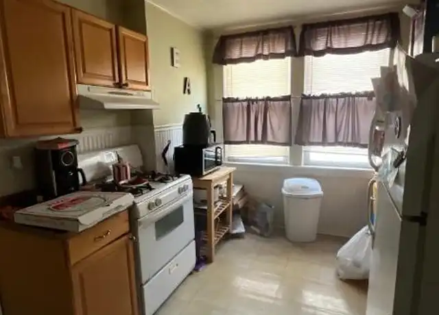 Property at 218 Jersey St, Harrison, NJ, 07029, 2 beds, 1 bath, [object Object]