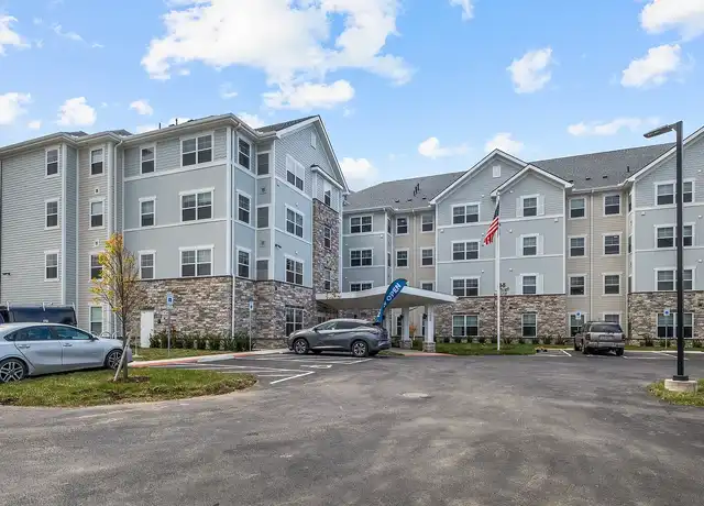 Property at Salem Village - 1009 E Dublin Granville Rd, Columbus, OH, 43229, 1 bed, 1 bath, [object Object]