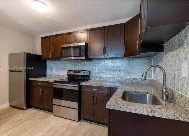 Property at 601 S Flagler Ave Unit 11, Homestead, FL, 33030, 2 beds, 1 bath, [object Object]
