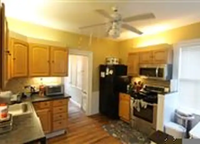 Property at 548 S 5th Ave Unit 1, Ann Arbor, MI, 48104, 2 beds, 1 bath, [object Object]