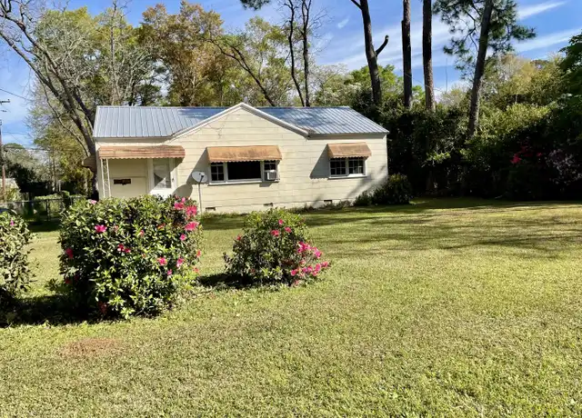 Property at 1715 Gillespie Ave, Albany, GA, 31707, 3 beds, 1 bath, [object Object]