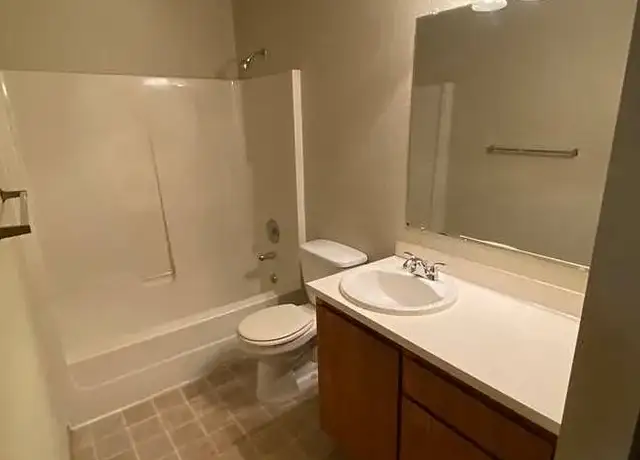 Photo of 6227 47th Ave NE, Marysville, WA 98270