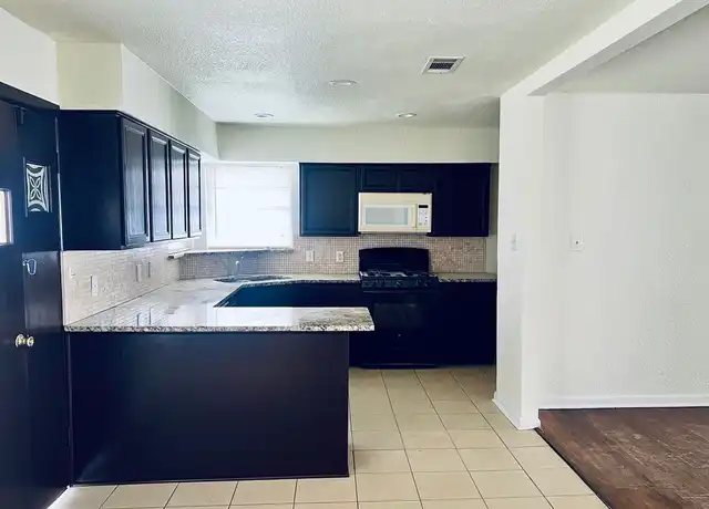Property at 243 Maplewood Ln, San Antonio, TX, 78216, 4 beds, 2 baths, [object Object]