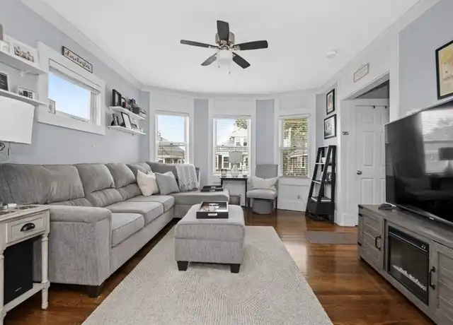Property at 35 South Munroe Ter #2, Dorchester, MA, 02122, 2 beds, 1 bath, [object Object]