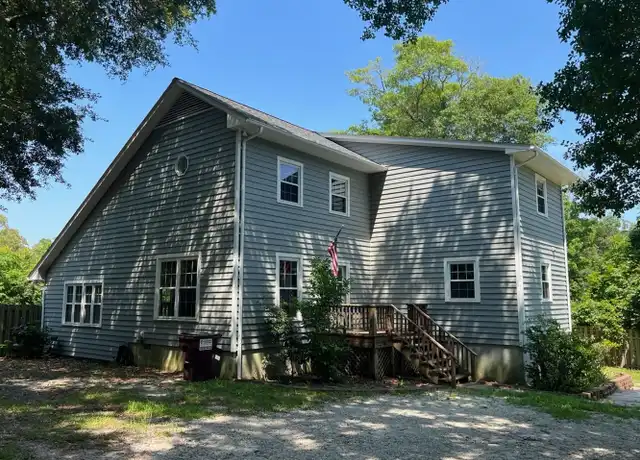Property at 205 Harveys Ln, Hampstead, NC, 28443, 3 beds, 2 baths, [object Object]