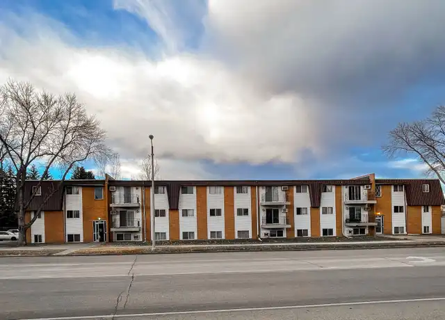 Property at 2112 E Divide Ave Unit 214, Bismarck, ND, 58501, 2 beds, 1 bath, [object Object]