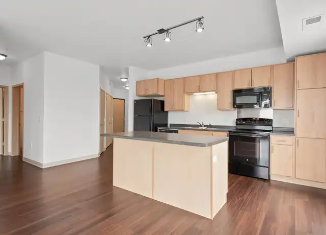 Property at 1227 4th St SE #304, Minneapolis, MN, 55414, 3 beds, 3 baths, [object Object]