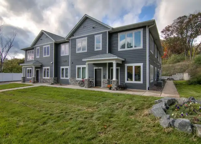 Property at 2130 4th St Unit 13, Eau Claire, WI, 54703, 1 bed, 1 bath, [object Object]