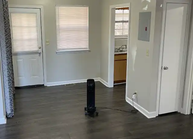 Property at 102 Mason Ct, Dickson, TN, 37055, 1 bed, 1 bath, [object Object]