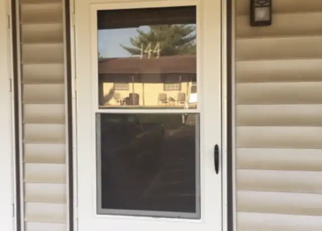 Property at 102 Mason Ct, Dickson, TN, 37055, 1 bed, 1 bath, [object Object]