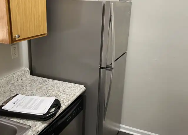 Property at 102 Mason Ct, Dickson, TN, 37055, 1 bed, 1 bath, [object Object]