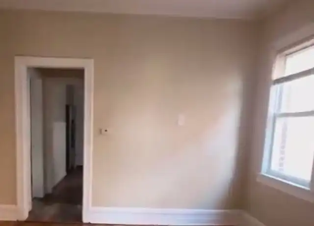 Property at 289 Dover St Unit 2L, Bridgeport, CT, 06610, 2 beds, 1 bath, [object Object]