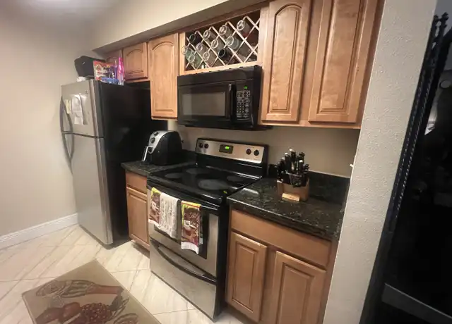 Property at 2460 NW 33rd St #1705, Oakland Park, FL, 33309, 1 bed, 1 bath, [object Object]