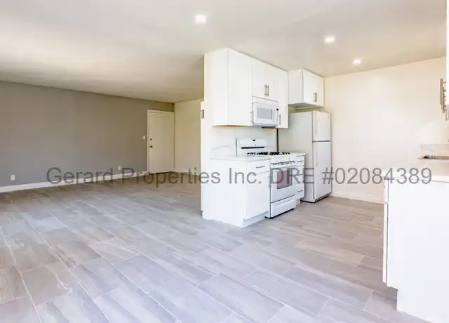 Property at 1001 Alabama St Unit 4, Huntington Beach, CA, 92648, 2 beds, 1 bath, [object Object]