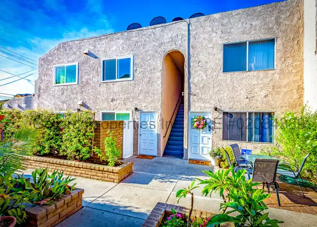 Property at 1001 Alabama St Unit 4, Huntington Beach, CA, 92648, 2 beds, 1 bath, [object Object]