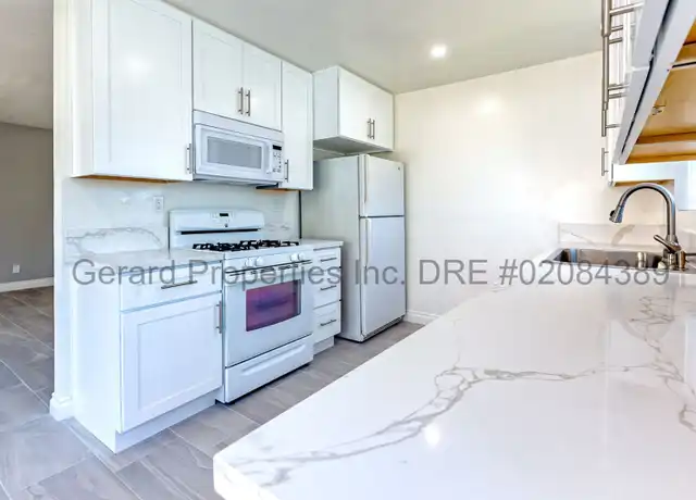 Property at 1001 Alabama St Unit 4, Huntington Beach, CA, 92648, 2 beds, 1 bath, [object Object]