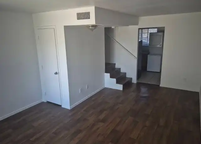 Property at 737 E Brown Rd, Mesa, AZ, 85203, 2 beds, 1 bath, [object Object]