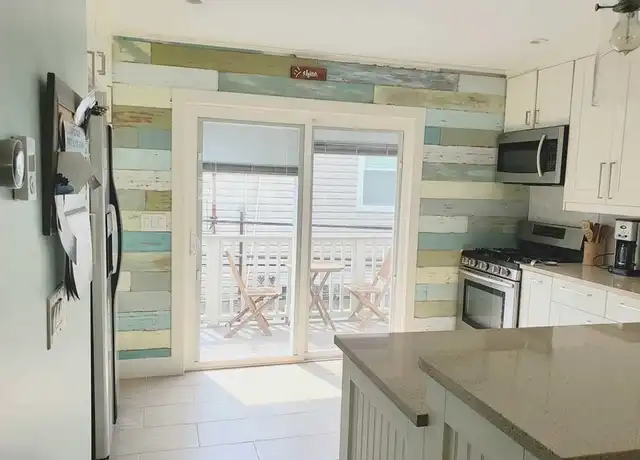 Property at 119 Atlantic Ave Unit Upper, Long Beach, NY, 11561, 2 beds, 1 bath, [object Object]