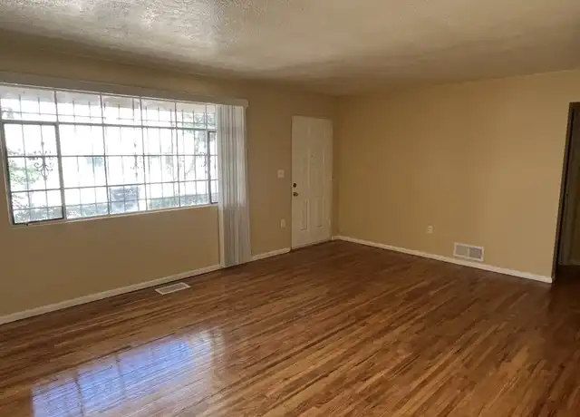 Property at 1021 Louisiana Blvd SE, Albuquerque, NM, 87108, 2 beds, 1 bath, [object Object]