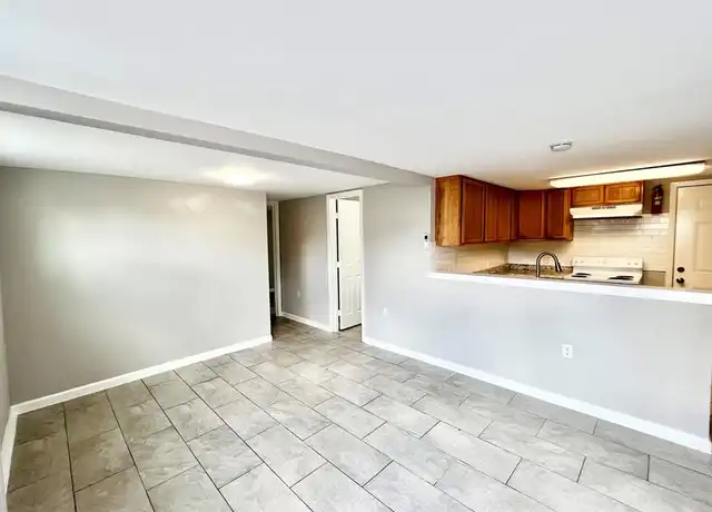 Property at 204 S 74th 1/2 St Unit 1, Houston, TX, 77011, 2 beds, 1 bath, [object Object]