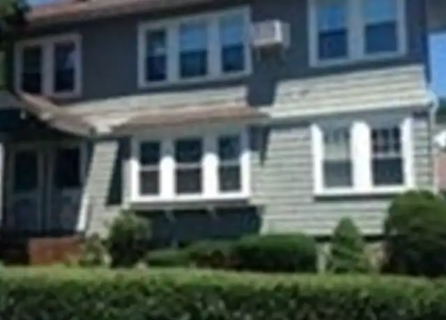 Property at 495 Lagrange St Unit 2, West Roxbury, MA, 02132, 2 beds, 1 bath, [object Object]