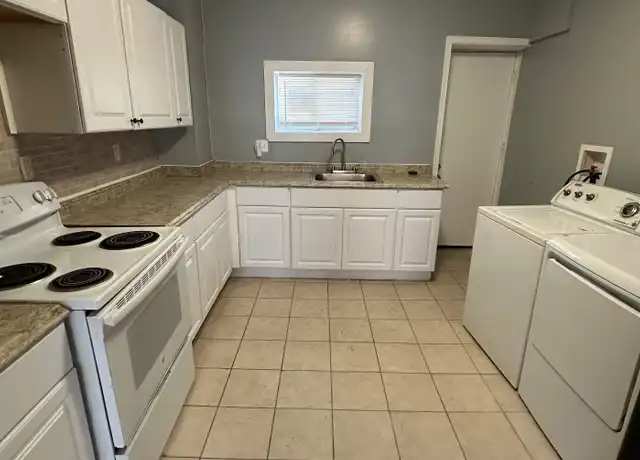 Property at 518 N Glover St, Baltimore, MD, 21205, 2 beds, 1 bath, [object Object]
