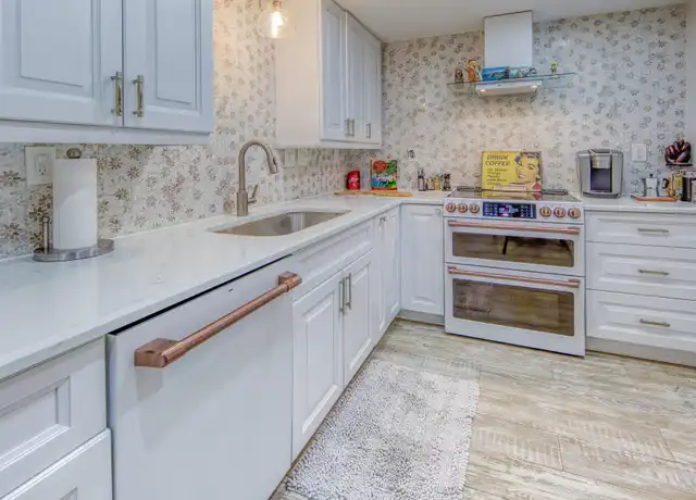 Property at 2840 S Ocean Blvd #1090, Palm Beach, FL, 33480, 1 bed, 1 bath, [object Object]