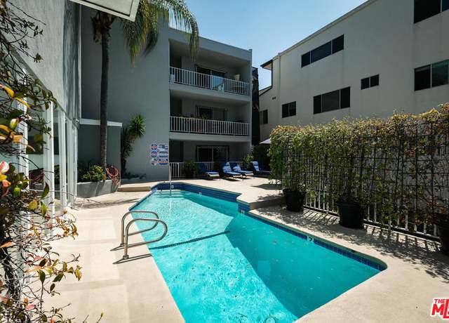 Photo of 170 N Crescent Dr Unit 107, Beverly Hills, CA 90210