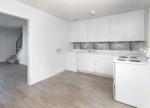 Property at 210 E Catawba Ave Unit 210-1, Mt Holly, NC, 28120, 2 beds, 1.5 baths, [object Object]