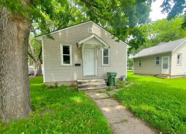 Property at 147 French St, Waterloo, IA, 50703, 1 bed, 1 bath, [object Object]