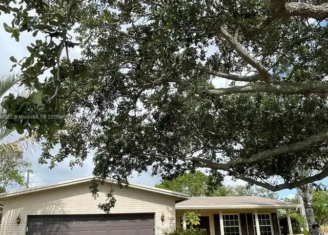 Property at 2230 N 50th Ave, Hollywood, FL, 33021, 3 beds, 2 baths, [object Object]