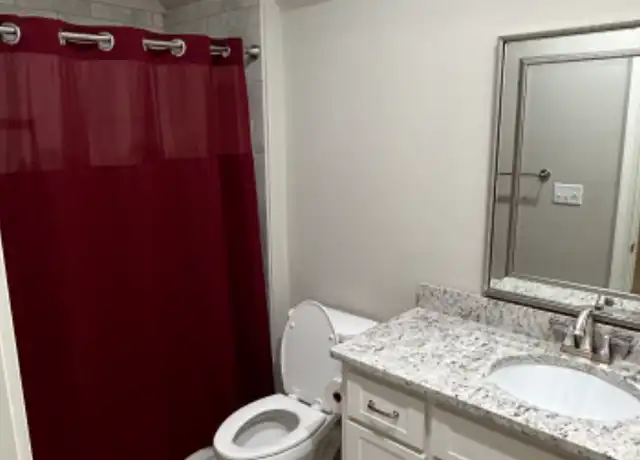 Property at 1033 Carleton St, Tuscaloosa, AL, 35406, 2 beds, 2 baths, [object Object]