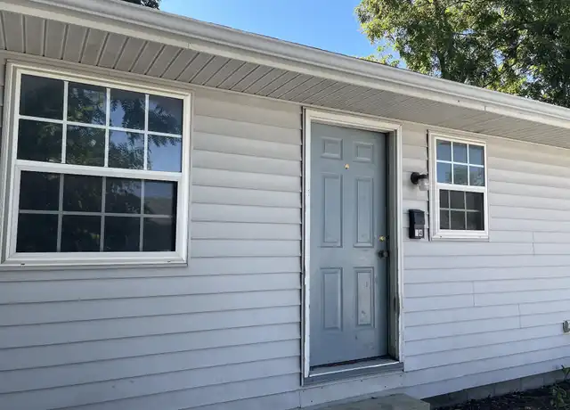 Property at 125 N Scott St Unit B4, Westville, IL, 61883, 1 bed, 1 bath, [object Object]