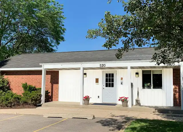 Property at Maryland Park Apartments - 520 Maryland Ct NE, Grand Rapids, MI, 49503, 1 bed, 1 bath, [object Object]