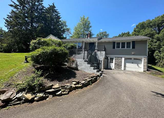 Photo of 706 Old Post Rd, New Paltz, NY 12561