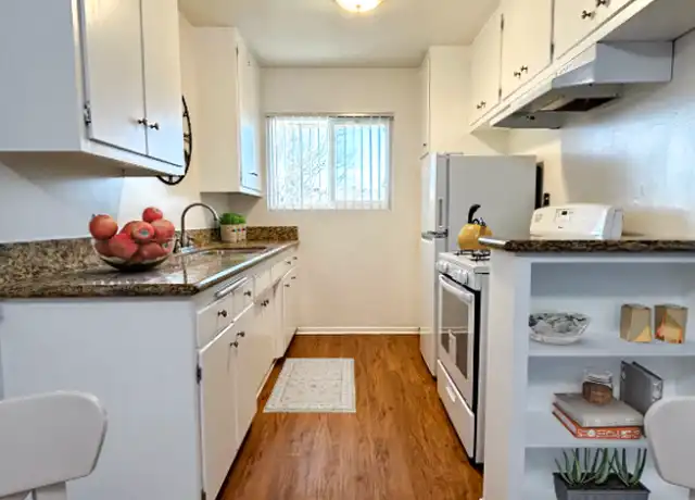 Property at 100 S Chester Ave Unit 8, Pasadena, CA, 91106, 1 bed, 1 bath, [object Object]
